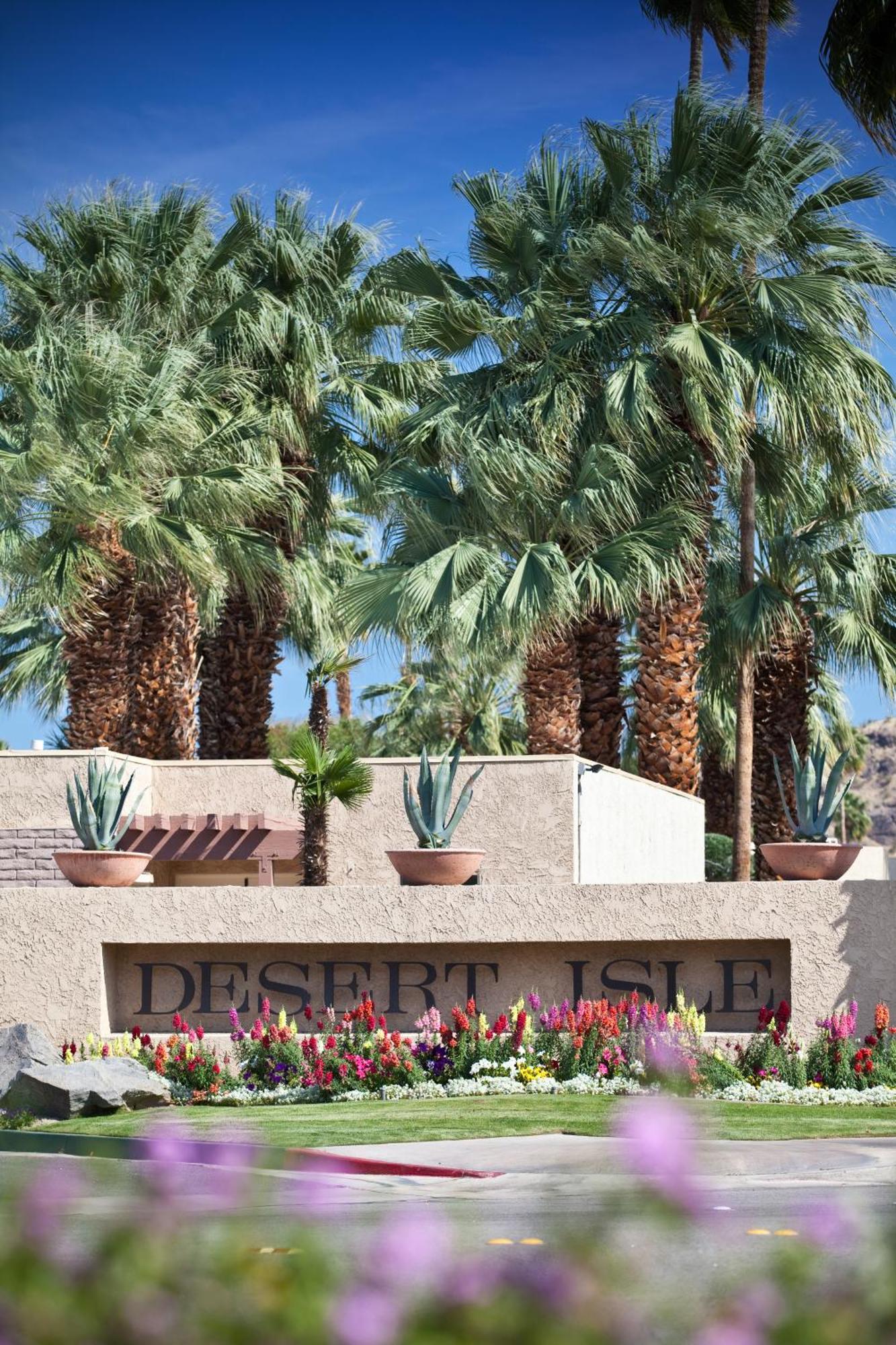 Desert Isle Resort Palm Springs Exterior photo